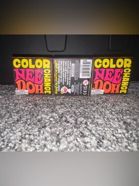 Color Change NeeDoh Stress Ball lot !